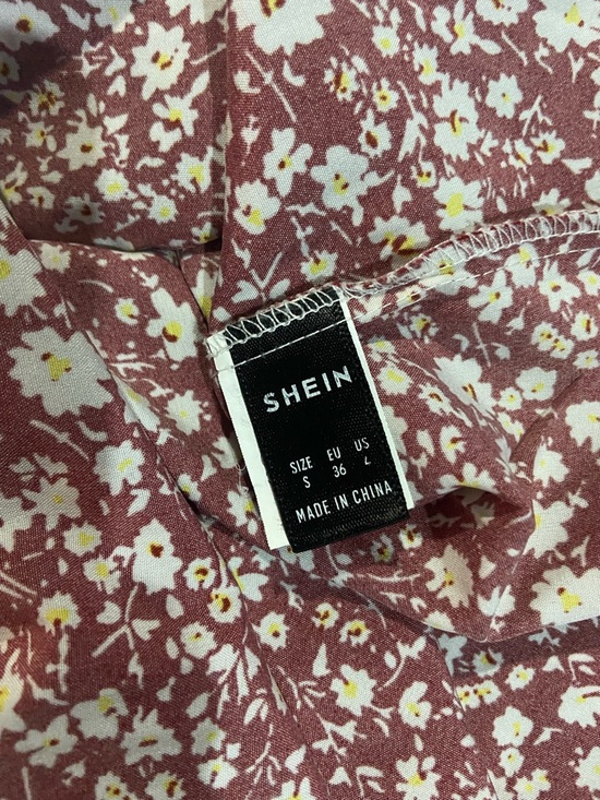 SHEIN Mauve Floral V-Neck Dress - Picture 3 of 3